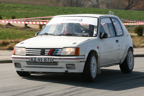 YM4 Thomas Winther Nielsen Steen Eegholm i Peugeot 205 Rally