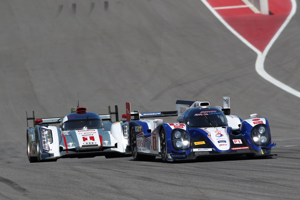 Toyota TS030 på vej imod en flot 2. plads
(Foto: Toyota Racing)