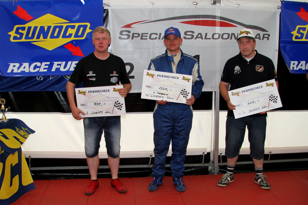 Vinderne af SS2 Sunoco Fuel Cup: nr. 1: Christian Vejby, nr 2: Hans Hartmann, nr 3: Niels Christiansen.
(Foto: Keld O. Dohm)